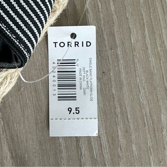 NWT! Torrid Single Band Espadrille Platform Slide Women Sz 9.5 Black & White - Picture 6 of 9